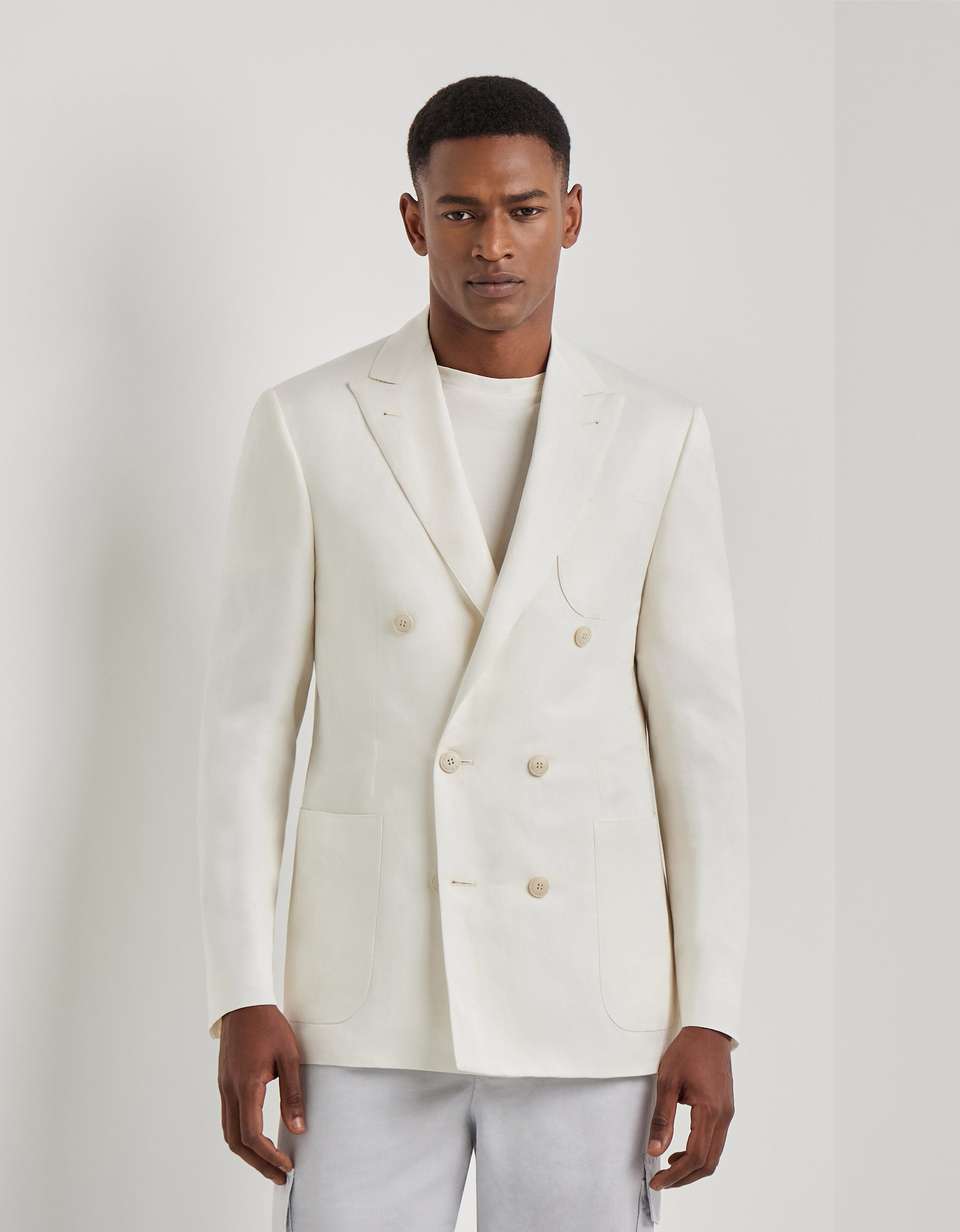 White linen and silk blend double-breasted Kei jacket with a modern fit