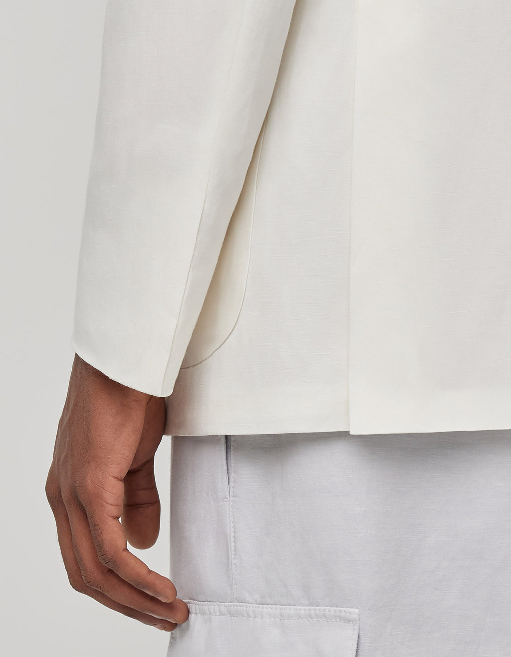 White linen and silk blend double-breasted Kei jacket with a modern fit
